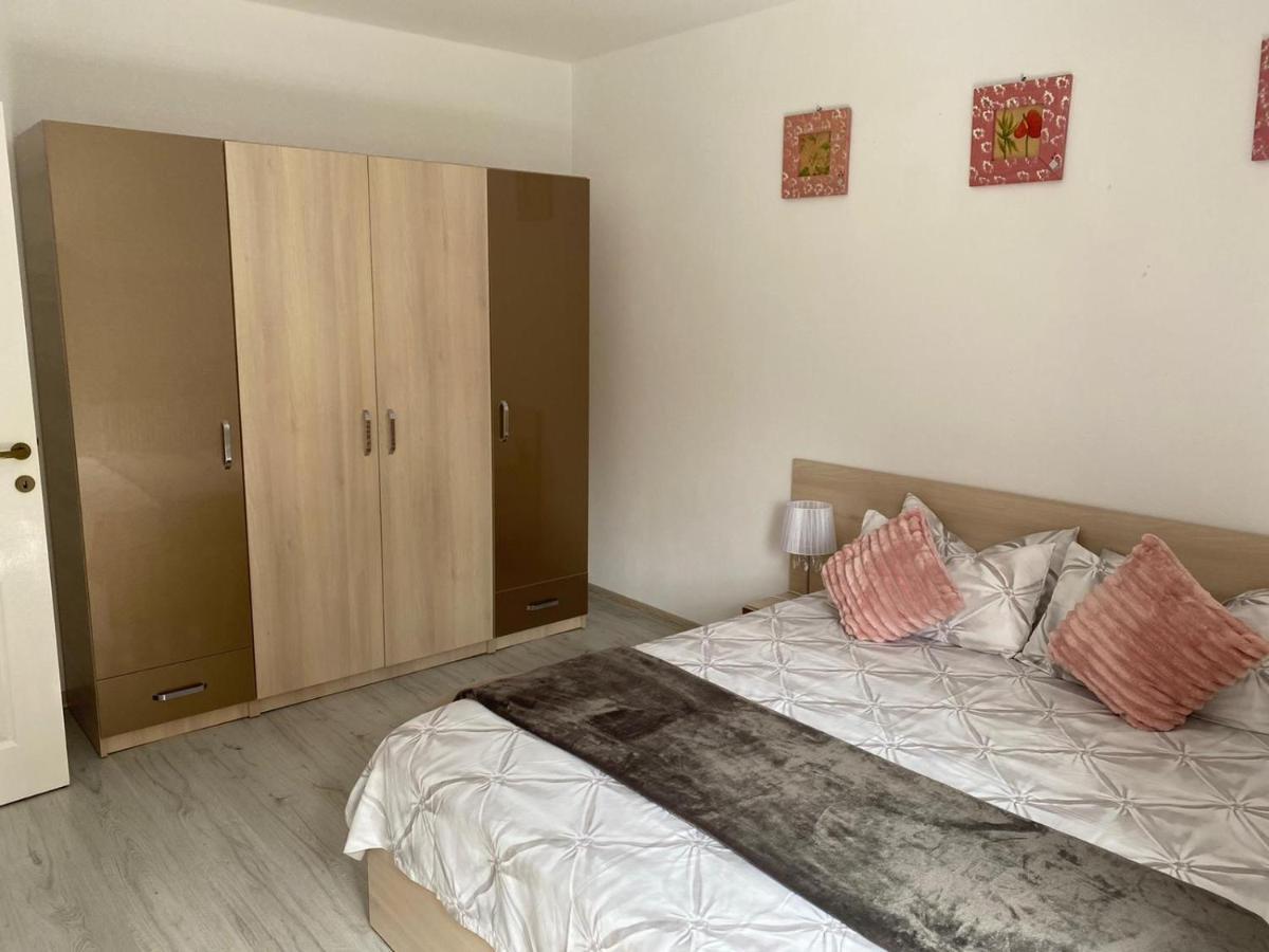 Rebeca Apartament Lugoj Eksteriør bilde